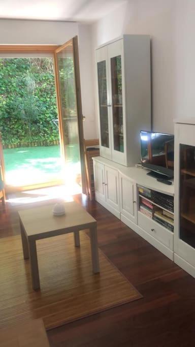 Casa De Claudia Comillas- Jardin Privado - A 10 Metros Del Capricho De Gaudi Zewnętrze zdjęcie