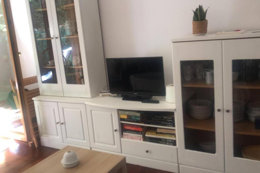 Casa De Claudia Comillas- Jardin Privado - A 10 Metros Del Capricho De Gaudi Zewnętrze zdjęcie